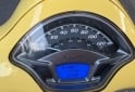 Motos - Vespa VXL 150 2024 Nafta 1700Km - En Venta