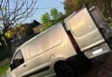 Utilitarios - Peugeot Expert 2011 Diesel 400000Km - En Venta