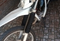 Motos - Honda Tornado 2024 Nafta 7000Km - En Venta