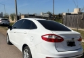 Autos - Ford Fiesta kinetic 2014 GNC 95000Km - En Venta