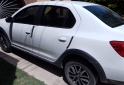 Autos - Renault Logan 2020 Nafta 75000Km - En Venta