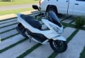 Motos - Honda Pcx 150 2017 Nafta 1600Km - En Venta
