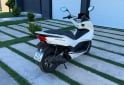 Motos - Honda Pcx 150 2017 Nafta 1600Km - En Venta