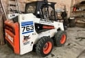 Camiones y Grúas - MINI CARGADORA BOBCAT 763 - En Venta