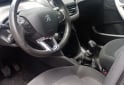 Autos - Peugeot 208 2017 Nafta 68000Km - En Venta