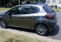 Autos - Peugeot 208 2017 Nafta 68000Km - En Venta