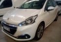 Autos - Peugeot 208 2017 Nafta 115000Km - En Venta