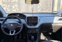 Autos - Peugeot 208 Allure Touchscreen 2014 Nafta 120000Km - En Venta