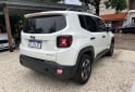 Camionetas - Chrysler Renegade 1.8 sport 4x2 2017 Nafta 92000Km - En Venta