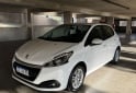 Autos - Peugeot 208 2019 Nafta 105000Km - En Venta