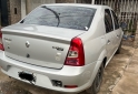 Autos - Renault Logan 2011 GNC 250000Km - En Venta