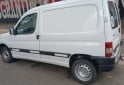 Utilitarios - Peugeot Partner 2012 Diesel 180000Km - En Venta
