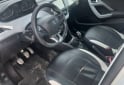 Autos - Peugeot Touchscreen 2016 Nafta 105000Km - En Venta