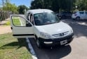 Utilitarios - Peugeot Partner 2013 Nafta 98000Km - En Venta