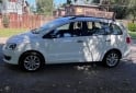 Autos - Volkswagen Suran Trendline 2014 Nafta 116000Km - En Venta