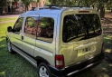 Utilitarios - Peugeot Partner Patagonica HDI 2012 Diesel 142000Km - En Venta