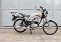Motos - Suzuki AX100 2015 Nafta 16171Km - En Venta
