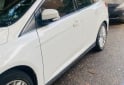 Autos - Ford Focus se plus 2018 Nafta 124000Km - En Venta