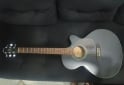 Instrumentos Musicales - Guitarra electroacústica Cort - En Venta