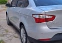 Autos - Fiat Grand siena essence 1.6 2015 GNC 107000Km - En Venta