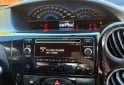 Autos - Toyota Etios XLS 5 Ptas 2014 Nafta 97000Km - En Venta