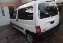 Utilitarios - Peugeot Partner 2016 Nafta 120000Km - En Venta