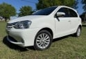 Autos - Toyota Etios 2015 Nafta 105000Km - En Venta