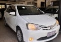 Autos - Toyota Etios 2015 Nafta 130000Km - En Venta