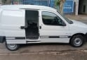 Utilitarios - Peugeot Partner 2012 Diesel 180000Km - En Venta