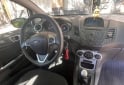 Autos - Ford Fiesta SE KINETIC 2015 Nafta 53000Km - En Venta