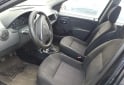 Autos - Renault logan 2009 GNC 150000Km - En Venta