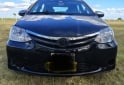 Autos - Toyota Etios 2015 GNC 899999Km - En Venta