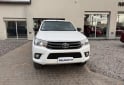 Camionetas - Toyota Hilux sr 2017 Nafta 157000Km - En Venta
