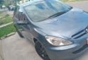 Autos - Peugeot Modelo 2004 versión 307 2004 Nafta 259000Km - En Venta