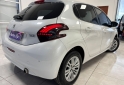 Autos - Peugeot 208 ALLURE NAV 2019 Nafta 105000Km - En Venta