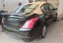 Autos - Nissan Versa 2018 GNC 111111Km - En Venta