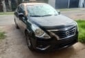Autos - Nissan Versa 2018 GNC 111111Km - En Venta