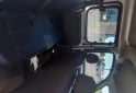 Utilitarios - Renault Kangoo 1.6 2017 GNC 196000Km - En Venta