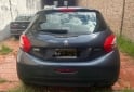 Autos - Peugeot 208 2014 Nafta 133300Km - En Venta