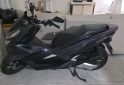 Motos - Honda PCX 2023 Nafta 10200Km - En Venta