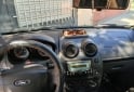 Autos - Ford Fiesta max 2011 Nafta 215000Km - En Venta