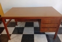 Otros - ESCRITORIOS DE MADERA CON CAJONES ,MUY BUEN ESTADO ,4 U/D - En Venta