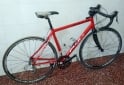 Deportes - SPORT MOTO:  BICICLETA DE CARRERA FUJI 18 VELOCIDADES SHIMANO 105  HORQUILLA DE CARBONO CUADRO DE ALUMINIO EXCELENTE ESTADO - En Venta