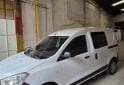 Utilitarios - Renault Kangoo II Express - EMOTI 2022 Nafta 117000Km - En Venta