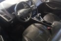 Autos - Ford Focus 2016 Nafta 122000Km - En Venta