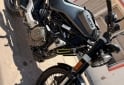 Motos - Husqvarna Svartpilen 401 2021 Nafta 4500Km - En Venta