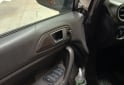Autos - Ford Fiesta kinetic se plus 2014 Nafta 215000Km - En Venta