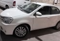 Autos - Toyota Etios XLS 2014 Nafta 100000Km - En Venta