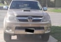 Camionetas - Toyota Hilux SRV 2006 Diesel 335000Km - En Venta