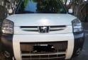 Utilitarios - Peugeot Partner patagónica 2014 Diesel 96000Km - En Venta